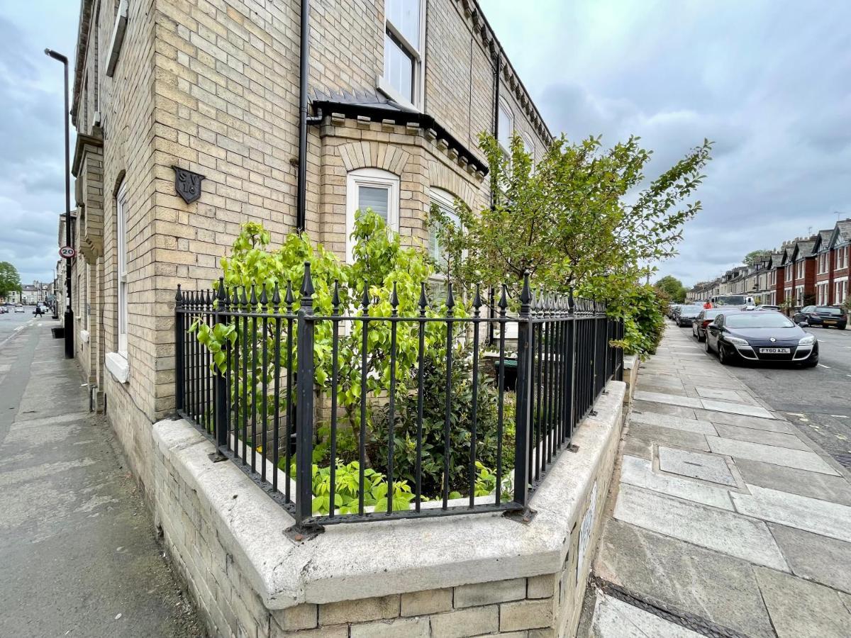 Cherry Tree House Vila York Exterior foto